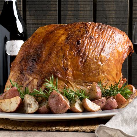 Boneless turkey roast (pavo relleno). Boneless Turkey Breast Roast Butterball Turkey Cooking ...