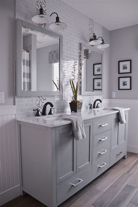 This enviable bathroom from the_styling_edge features a deep soaking tub that's strategically placed to fit just perfectly inside the small nook. main bathroom renovation reveal #BathroomPaint | Bathroom ...