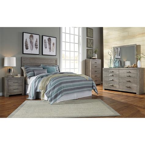 Value city furniture offers great quality furniture, at a low. Signature Design by Ashley Culverbach Queen Bedroom Group | Value City Furniture | Bedroom Groups