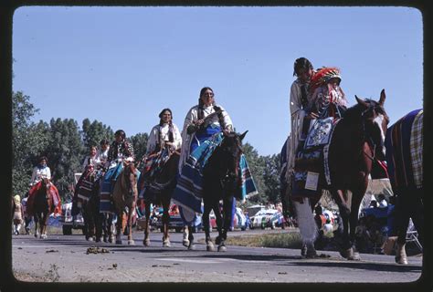 Crow Fair Crow Agency Montana Processions And Regalia Library Of