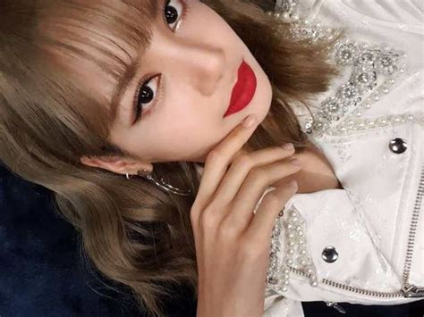 Blackpink Lisa Instagram And Insta Story Update April 29 2019