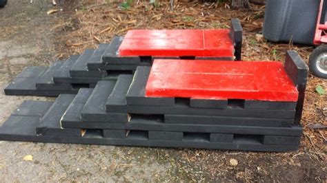 The car ramp made of 2 x 9 timber by jls etnuper to download the adjustable car ramps pdf plans and dimesions pls. Wooden car ramp | Diy car ramps, Car ramps, Diy car