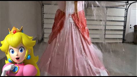 Princess Peach Vs Ice Water Wetlook Cosplay Princess Youtube