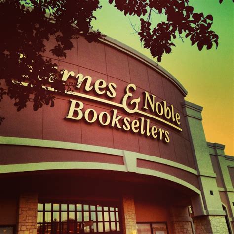 The company operates 634 barnes & noble bookstores in 50 states (as of january 28, 2017), and one of the web's premier. 92 best images about I love BOOKSTORES! on Pinterest ...