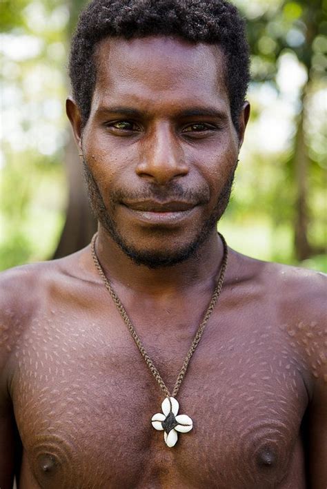Crocodile Man Sepik River Png Faces Of The World Beauty Around The World African Tribes