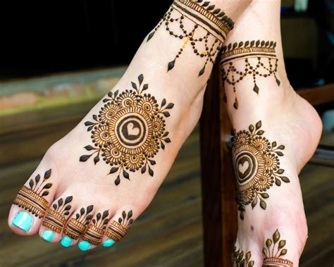 Latest Mehndi Designs For Eid 2018 Hands And Feet