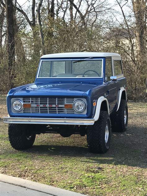 Ford Bronco Old Ford Bronco Bronco Truck Jeep Truck Early Bronco
