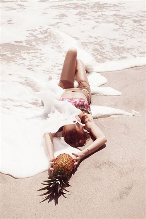 Standard Beach Day Vogue Magazine Covers Vogue Covers Image Summer Strand Photos Originales