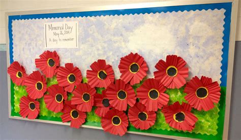 Find the most thoughtful ways to honor america's fallen soldiers. Memorial Day bulletin board | Ideas for the House ...