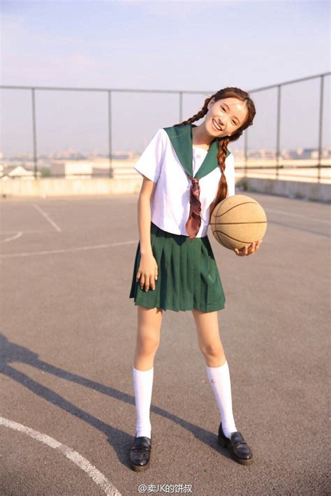 seifuku in 2021 cute japanese girl super outfit girl poses
