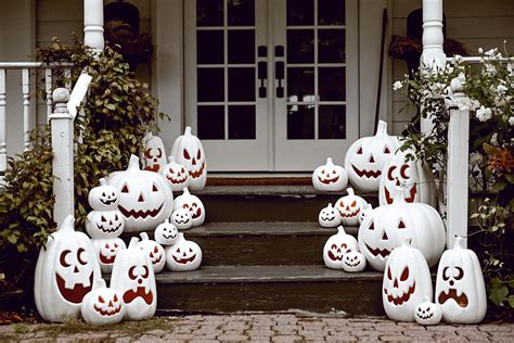 Simple Halloween Pumpkin Porch Steps Liz Marie Blog