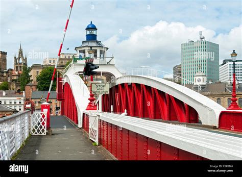 The Swing Bridge River Tyne Hi Res Stock Photography And Images Alamy