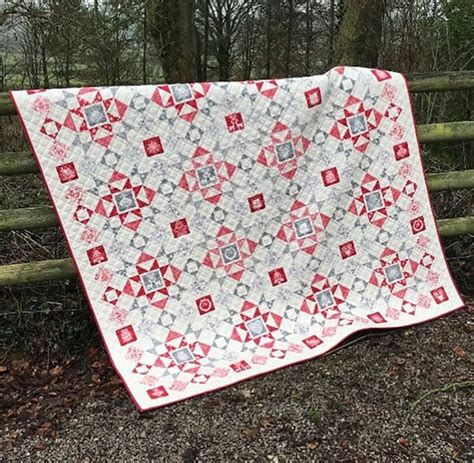 Scandi Quilt Designed By Lynne Goldsworthy Of Lilysquilts Using The