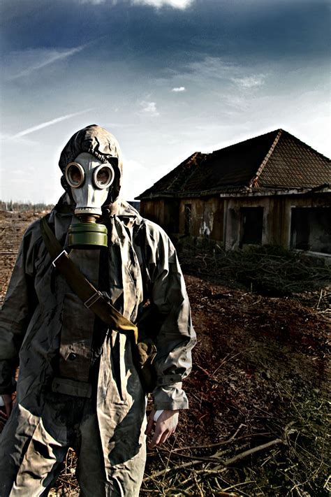 Gas Masks Terrify Me For Some Reason Home Haunted Home Creepy Images