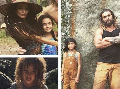 Momoa went shirtless as he prepared to take a dip in the pool, looking relaxed in a pair of black swim trunks. Related image | Jason momoa wife, Jason momoa, Lisa bonet