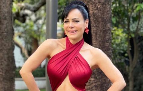 Maribel Guardia llega a los años y lo presume con bikini El Siglo de Torreón