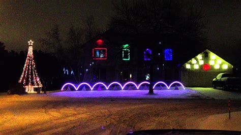 Synchronized Home Alone Christmas Lights And Music Show Merry Christmas
