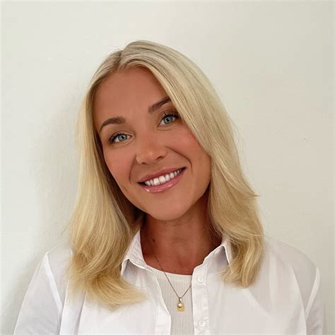 Sarah Svensson Business Operations Specialist Complylog Linkedin