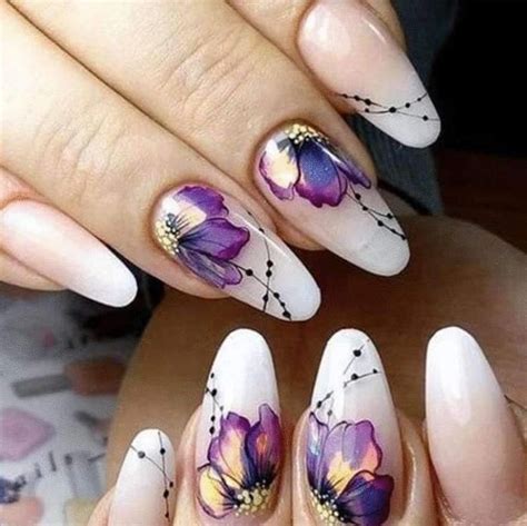 Pin By Caroline Lafon On Ongle Fleur Floral Nails Flower Nails Nail