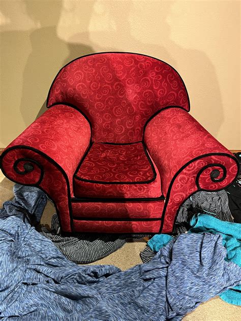Found This 1999 Vintage Thinking Chair From Blues Clues