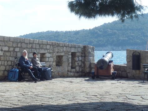 A Walk Around The Top Of Dubrovniks Old Town Walls T1d Wanderer