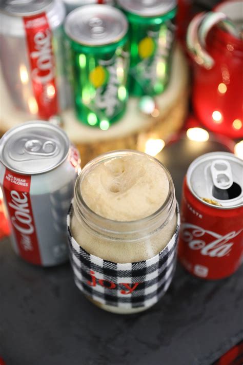 Super Easy Ice Cream Floats For The Holidays