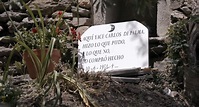 Un uruguayo sorprende a la TV española al exhibir su propia “tumba casera”