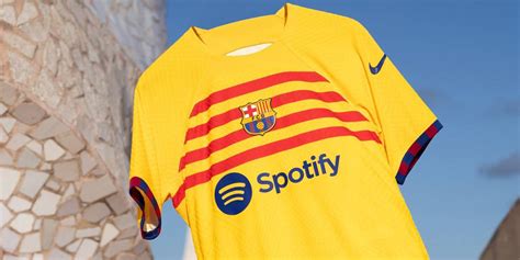 El Barça Presenta La Camiseta De La Señera 2022 2023
