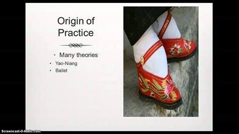 Illustration showing yaoniang (窅娘) binding her own feet, qing dynasty woodblock print from hundred poems of beautiful women (bai mei xin yong tu zhuan 百美新詠圖傳). Chinese Foot Binding - YouTube