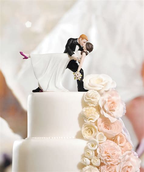Unique Wedding Cakes Toppers