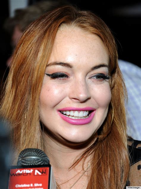 Lindsay Lohans Makeup Is A Little Cringe Worthy Photos Huffpost