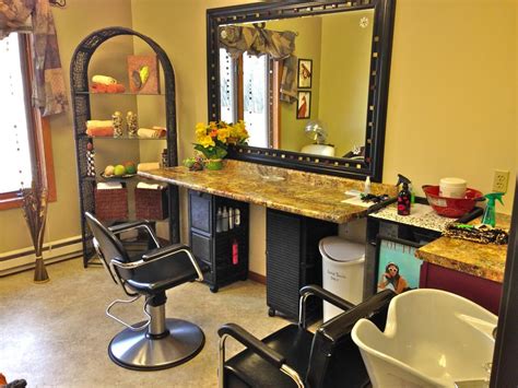 Small Hair Salon Decorating Ideas Gallery — Madison Art Center Design