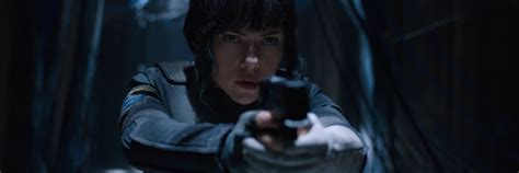 Ghost In The Shell Clips Scarlett Johansson As The Major Collider