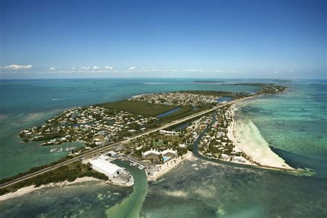 The Best Clear Water Beaches in the Florida Keys | USA Today