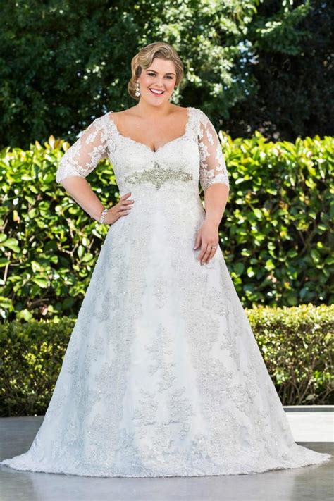 Modest Plus Size Lace 2016 Wedding Dresses Half Sleeve Sheer Illusion A Line Beaded Bridal Ball