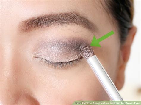 How To Apply Natural Makeup For Brown Eyes 10 Steps