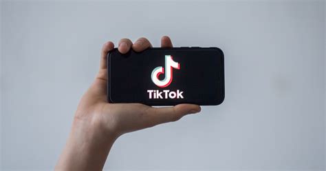 How Tiktok Affects Your Brain With Its Algorithm And Personalized Videos