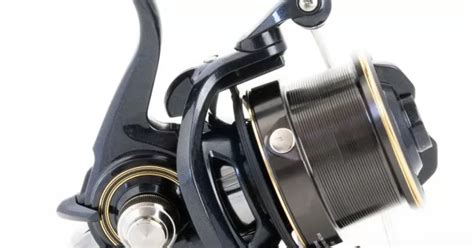 Daiwa 19 Cast Izm Feeder 25 QD