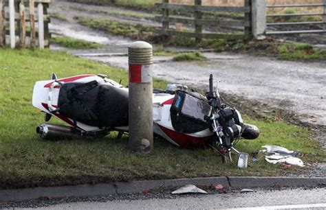 Gros bouchon remorque en feu sur la1 bon reflex du chauffeur d avoir pu decrocher a temps. A1 crash at Morpeth RECAP: Road re-opens after motorbike ...