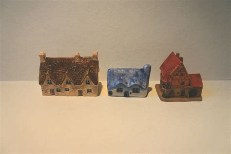 Miniature English Style Cottages Vintage Pottery John Putnams Heritage