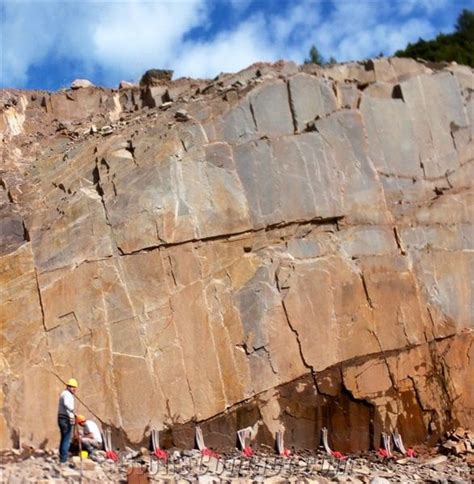 Luckily, it's not as difficult as you think. Porfido Val Cembra(Cembra Porphyry) Quarry - StoneContact.com