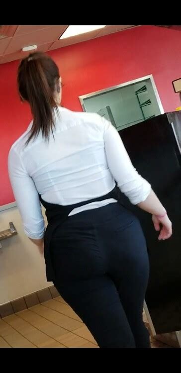fine waitress with video tight jeans forum