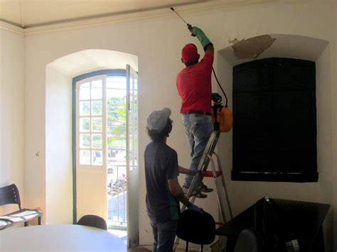 Biblioteca Municipal Professor Walter Nogueira Passa Por Descupiniza O