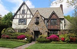 My Two Cents: I'm All About Tudor Style Houses