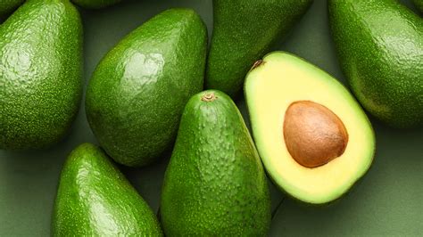 5 reasons why you should eat an entire avocado every day news for health and chef