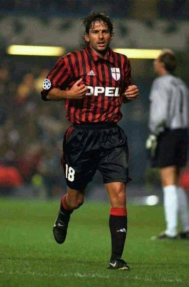 Leonardo Of Ac Milan And Brazil In 1998 Giocatori Di Calcio Foto Di