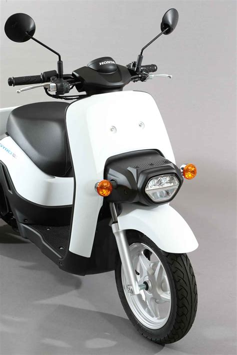 Throughout the century, honda has always strived to create the best for its customers. Honda GYRO e - 🛵 Scooter Elétrica 2019