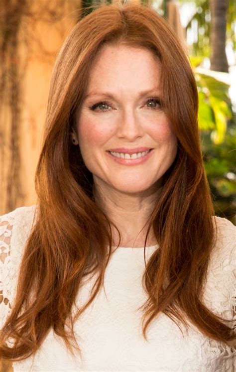 Awww Julianne Moore Says That Everything She Knows About Fashion Is