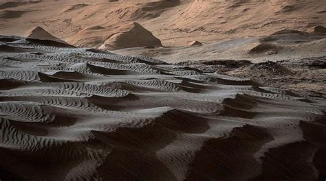 Bagnold Dunes A Geological Formation On Mars With Breathtaking Scenery