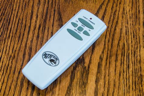 Their quality components make them the perfect machines for both indoor and outside use. How to Troubleshoot a Hampton Bay Ceiling Fan Remote ...